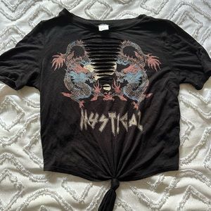 Women’s crop T-shirt